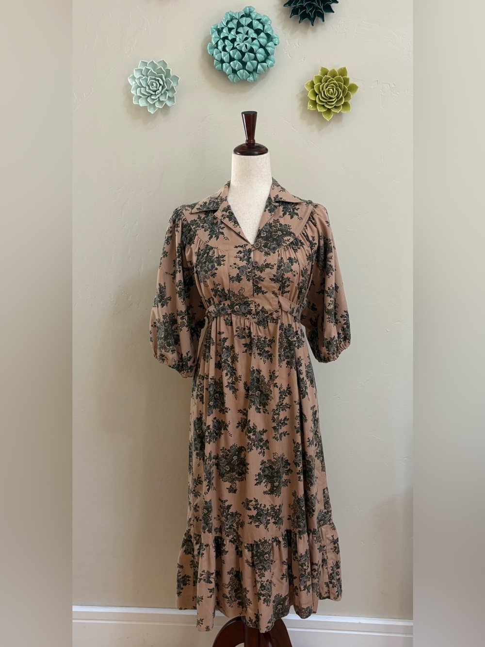 Vintage Young Edwardian Tan  Blue Roses Floral Midi Dress S/M